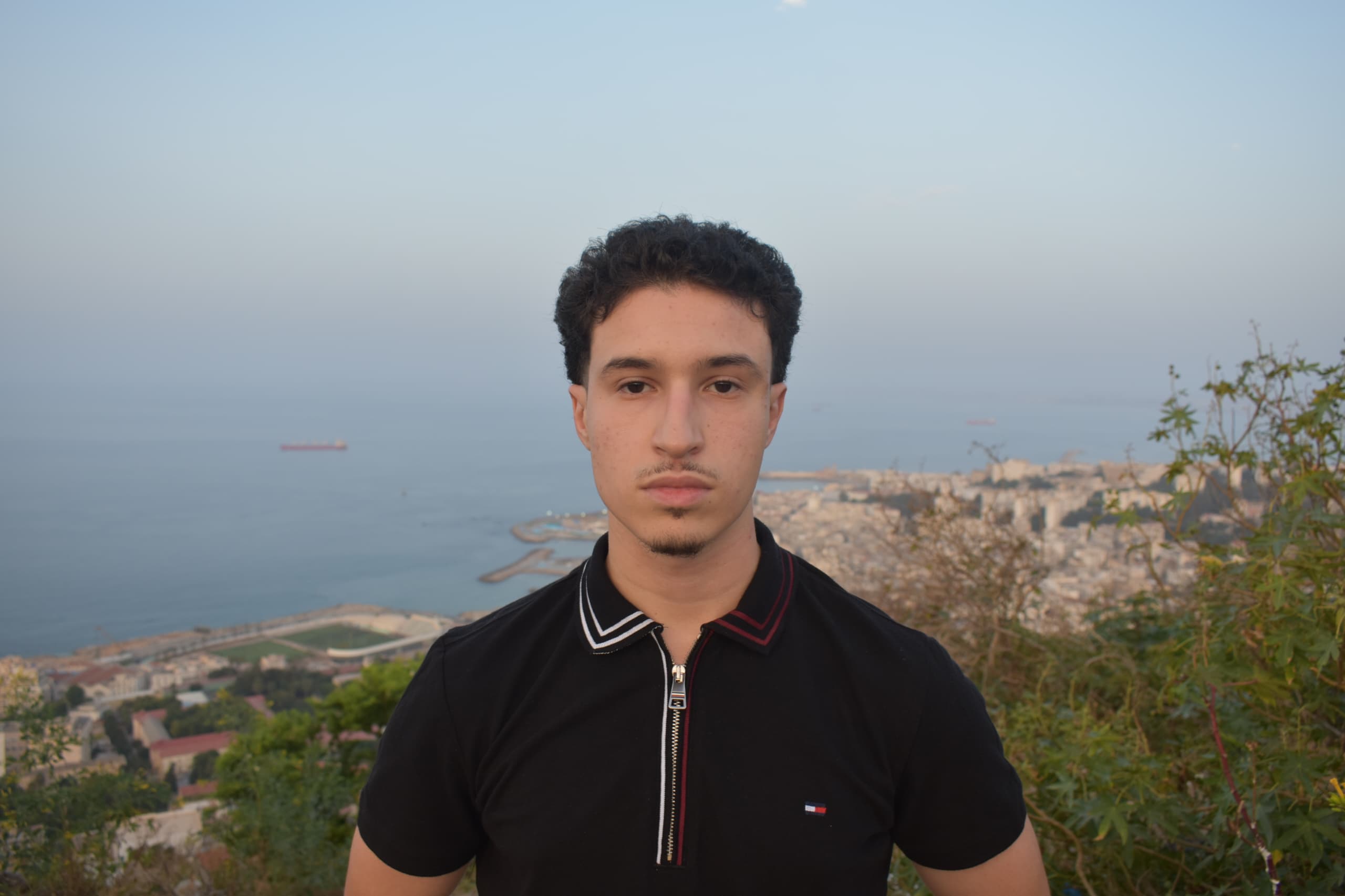 Oussama Adjenek