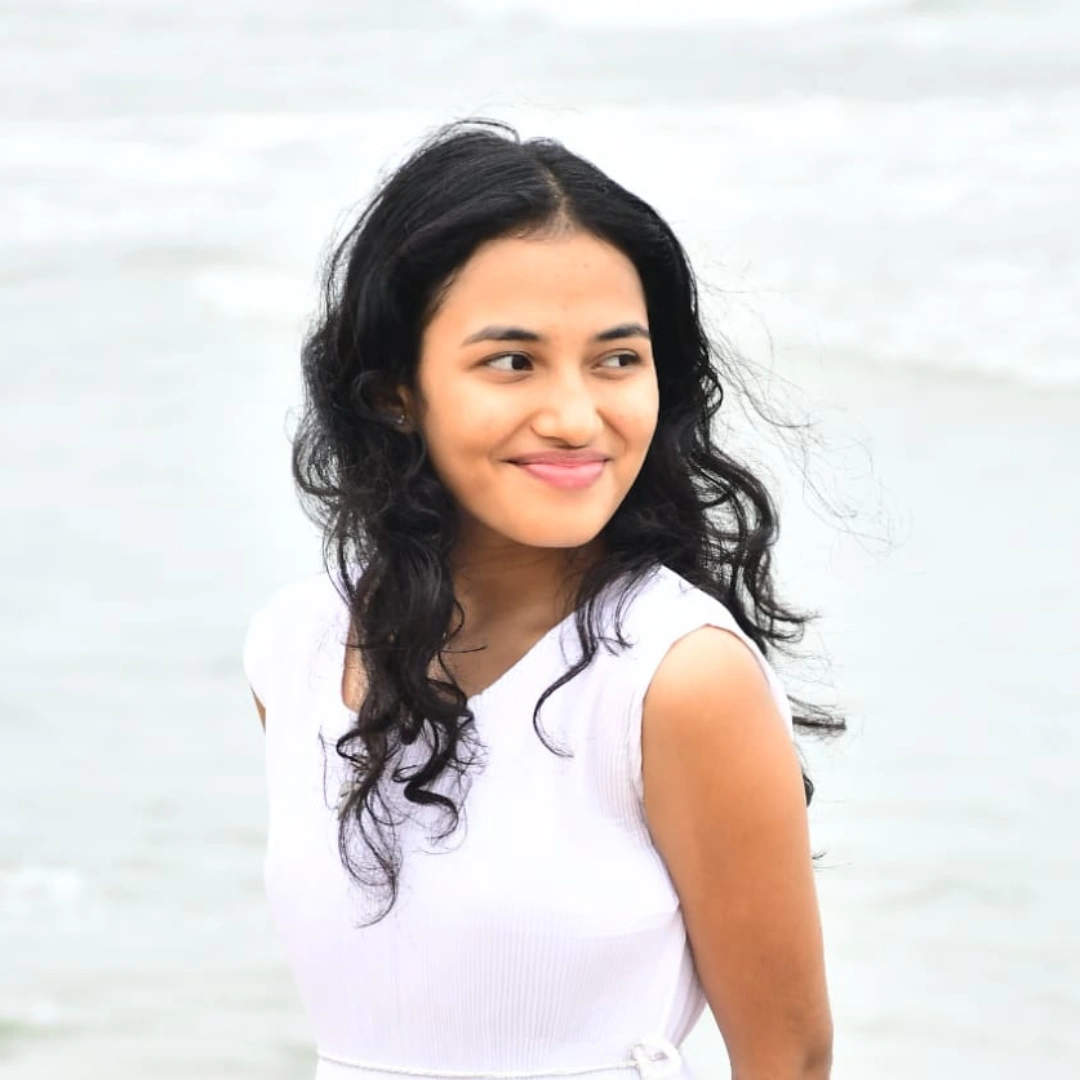 GAYATHRI PANGI - portrait